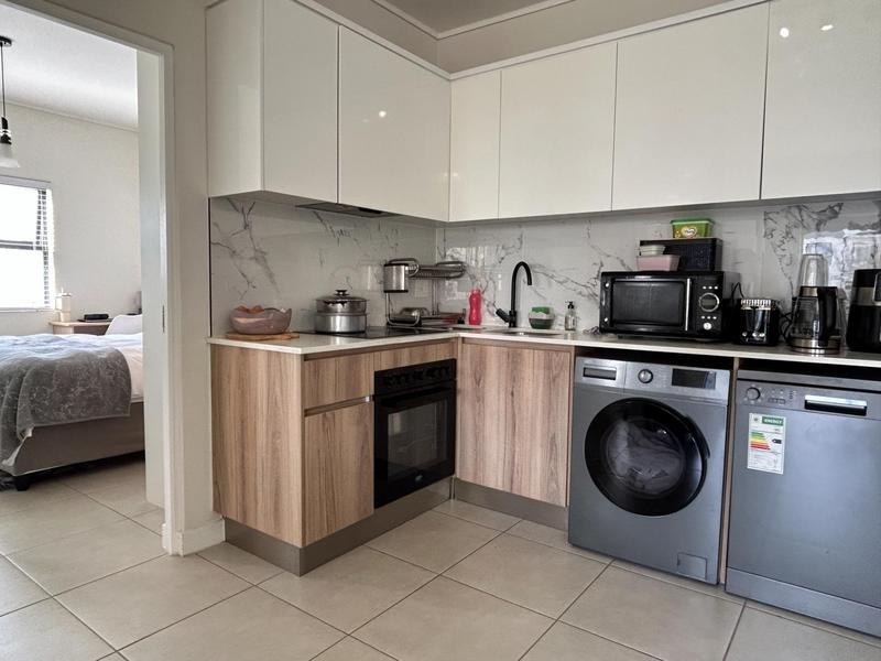 2 Bedroom Property for Sale in Sandown Western Cape